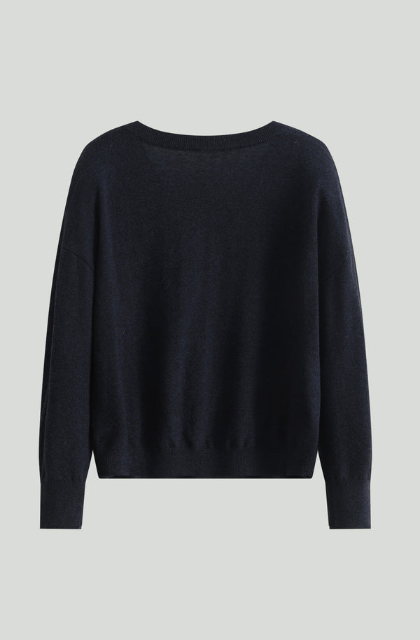 No.33 V Neck